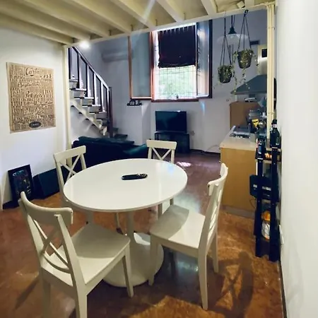 San Felice Studio بولونيا